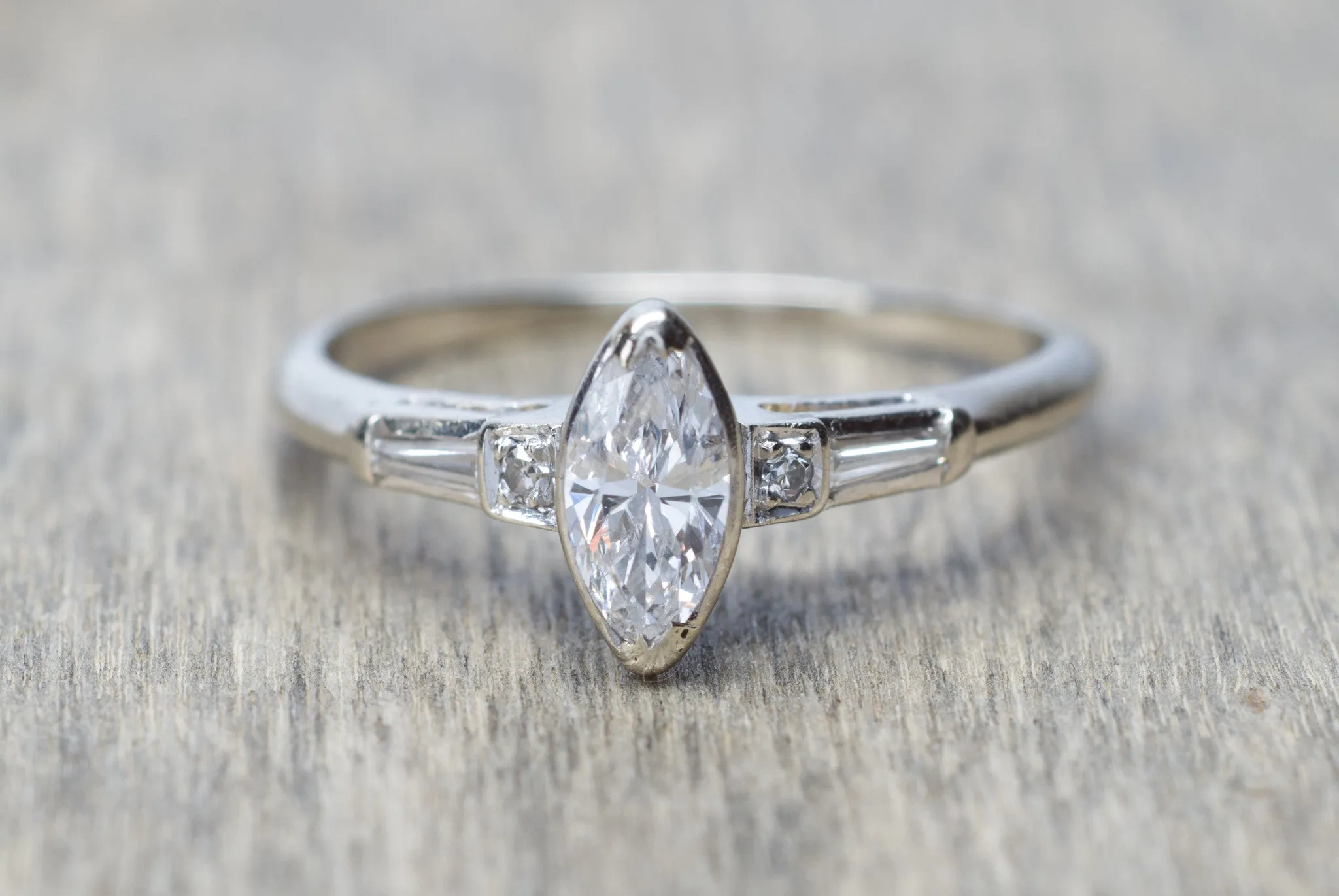 VINTAGE MARQUISE DIAMOND RING