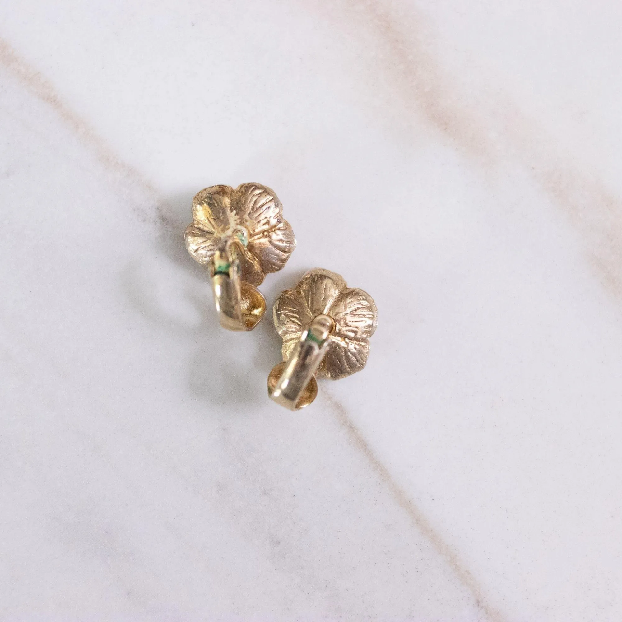 Vintage Petite Cream Dogwood Flower Earrings